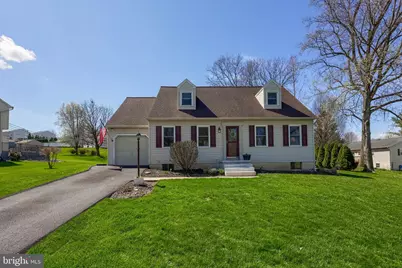 142 Hostetter Lane, Lancaster, PA 17602 - Photo 2