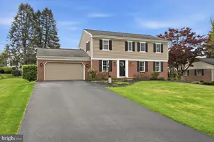 2182 Veumont Dr, Lancaster, PA 17601 - Photo 6