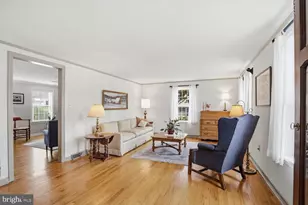 2182 Veumont Dr, Lancaster, PA 17601 - Photo 2