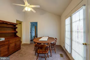 14 Oakgrove Ln, Millersville, PA 17551 - Photo 10