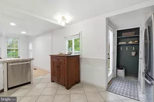 135 S Cedar St, Lititz, PA 17543 - Photo 6