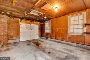 42 Market Square, Manheim, PA 17545 - Photo 32