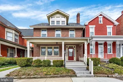 42 Market Square, Manheim, PA 17545 - Photo 2