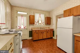 42 Market Square, Manheim, PA 17545 - Photo 14