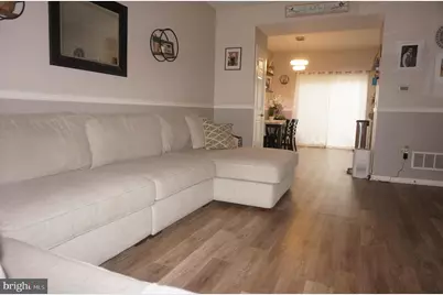 429 Locust Street, Lancaster, PA 17602 - Photo 2