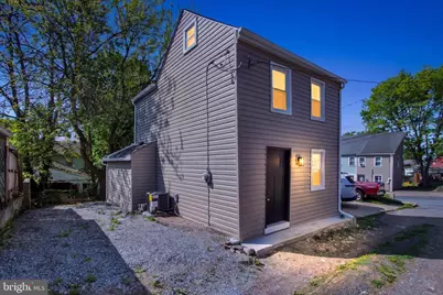 308 Avenue Q, Columbia, PA 17512 - Photo 1