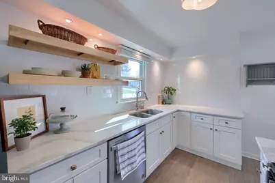 314 Dahlia Road, Lancaster, PA 17602 - Photo 8