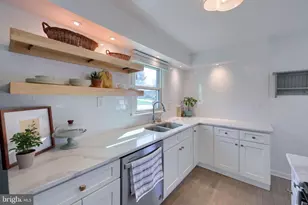 314 Dahlia Rd, Lancaster, PA 17602 - Photo 8