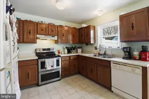 497 Crosswinds Dr, Lititz, PA 17543 - Photo 12