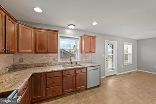 239 Railroad Ave, Ephrata, PA 17522 - Photo 14