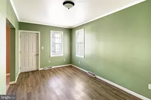 21 W Gramby St, Manheim, PA 17545 - Photo 8