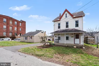 345 E Walnut Street, Marietta, PA 17547 - Photo 4