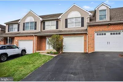 476 Hillside Drive, Mountville, PA 17554 - Photo 2