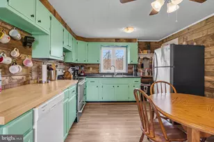 355 Reinholds Rd, Denver, PA 17517 - Photo 10