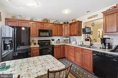 320 Whitechapel Road, Lancaster, PA 17603 - Photo 2