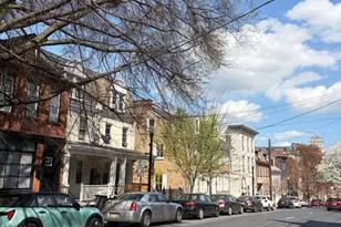 329 W King St, Lancaster, PA 17603 - Photo 2