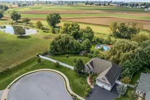 132 Creekview Dr, Paradise, PA 17562 - Photo 84