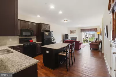 637 Lititz Reserve Lane, Lititz, PA 17543 - Photo 2