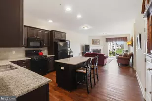 637 Lititz Reserve Ln, Lititz, PA 17543 - Photo 2