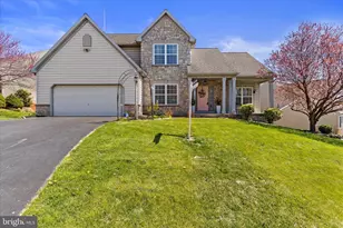 919 Hedgewyck Ln, Elizabethtown, PA 17022 - Photo 2