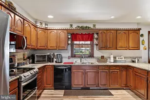2 Wildflower, Lancaster, PA 17603 - Photo 8