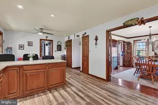 2 Wildflower, Lancaster, PA 17603 - Photo 10