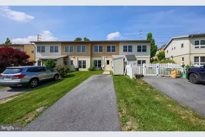 643 Fairview Avenue, Lancaster, PA 17603 - Photo 2