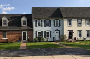 129 Carriage House Dr, Willow Street, PA 17584 - Photo 1