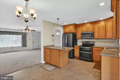 21 Violet Avenue, Willow Street, PA 17584 - Photo 8