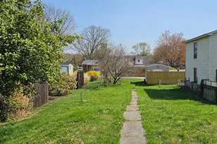 912 Locust St, Columbia, PA 17512 - Photo 14