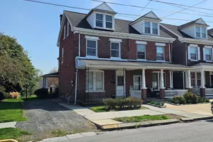 912 Locust St, Columbia, PA 17512 - Photo 1