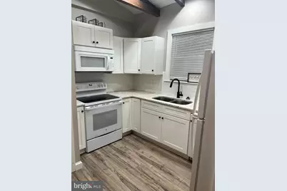 18 W Liberty Street, Lancaster, PA 17603 - Photo 4