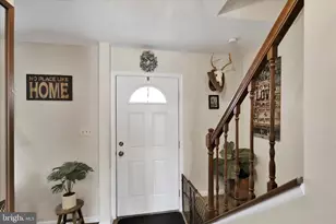 307 Cottonwood Ln, New Holland, PA 17557 - Photo 6