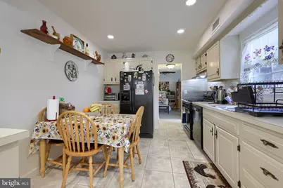 330 Valleybrook Drive, Lancaster, PA 17601 - Photo 8
