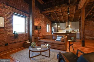 437 W Grant St, Lancaster, PA 17603 - Photo 1