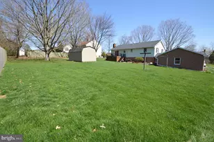 556 Schoolway Dr, Manheim, PA 17545 - Photo 4