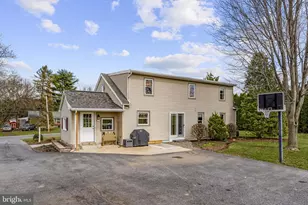 330 S Reamstown Rd, Ephrata, PA 17522 - Photo 10