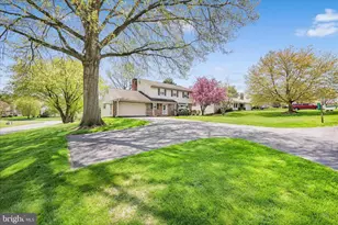 116 Pleasant View Dr, Lititz, PA 17543 - Photo 6