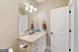 17 Hershey Ln, Lancaster, PA 17603 - Photo 76