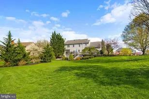 1100 Sunwood Ln, Lancaster, PA 17601 - Photo 32