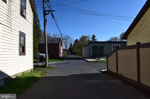 108 S Spruce St, Lititz, PA 17543 - Photo 20