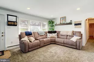 2049 Pine Dr, Lancaster, PA 17601 - Photo 16