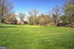 2049 Pine Dr, Lancaster, PA 17601 - Photo 40