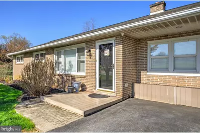 2049 Pine Drive, Lancaster, PA 17601 - Photo 2