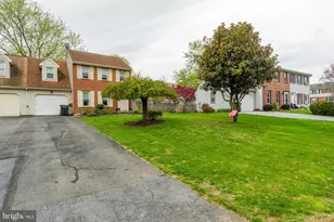 6 Windwood Pl, Lititz, PA 17543 - Photo 2
