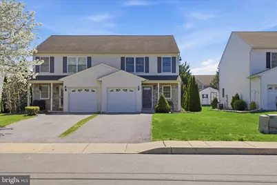 118 E Broad Street, New Holland, PA 17557 - Photo 1