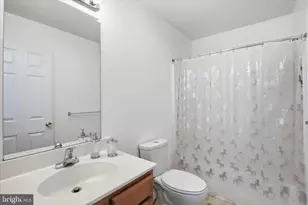 118 E Broad St, New Holland, PA 17557 - Photo 16