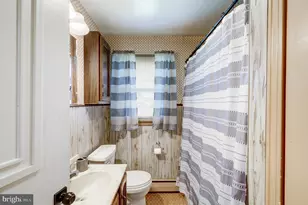 210 S 8th St, Akron, PA 17501 - Photo 18