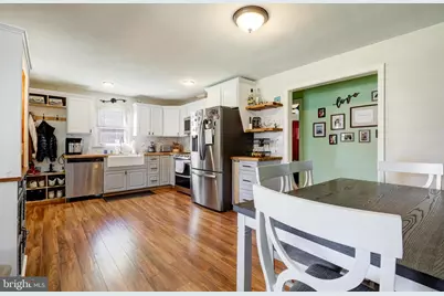 210 S 8th Street, Akron, PA 17501 - Photo 6