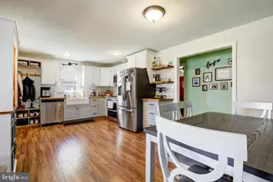 210 S 8th St, Akron, PA 17501 - Photo 6